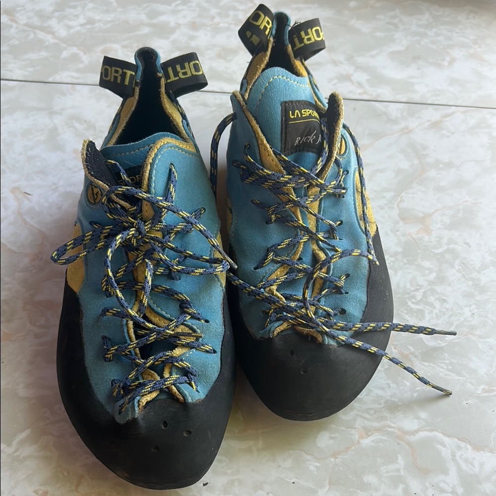 Vintage La Sportiva Rock Jock climbing/ approach shoes